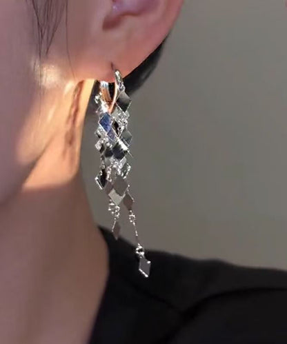 Ohrhänger aus Gold-Kupfer-Legierung mit Diamanten und Pailletten im originellen Design