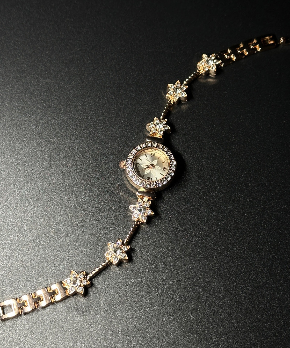 Original Design Gold Metal Alloy Zircon Floral Watches