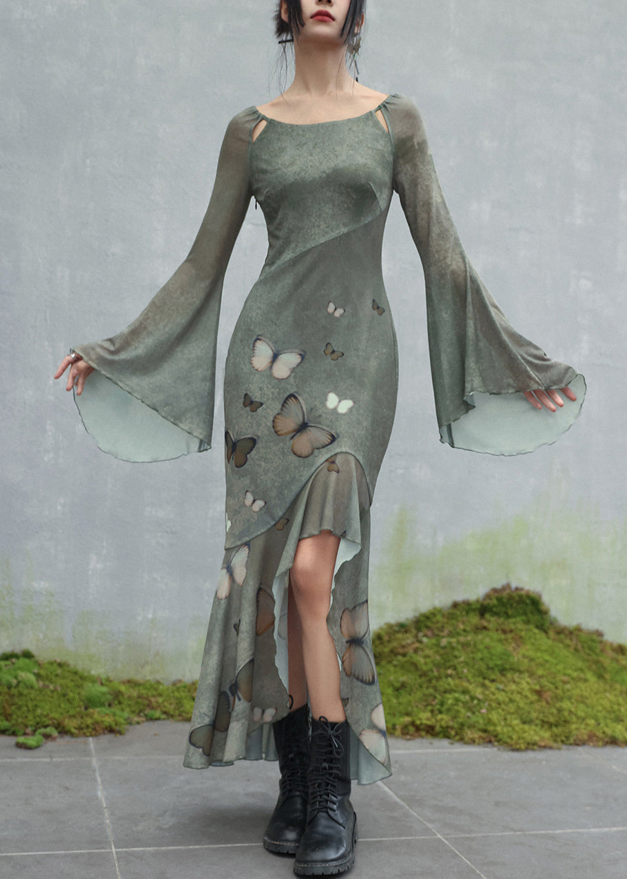 Vestido largo de tul con diseño original de mariposa verde con cuello redondo y mangas acampanadas