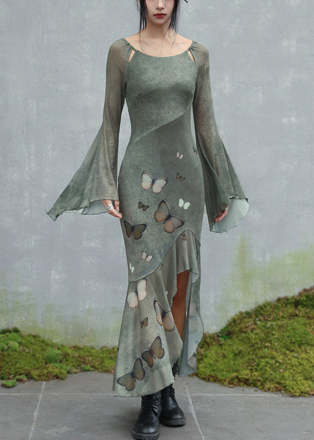 Vestido largo de tul con diseño original de mariposa verde con cuello redondo y mangas acampanadas