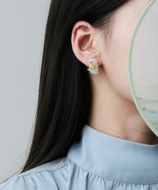 Pendientes de grulla coronada roja con perla blanca de acero inoxidable de diseño original