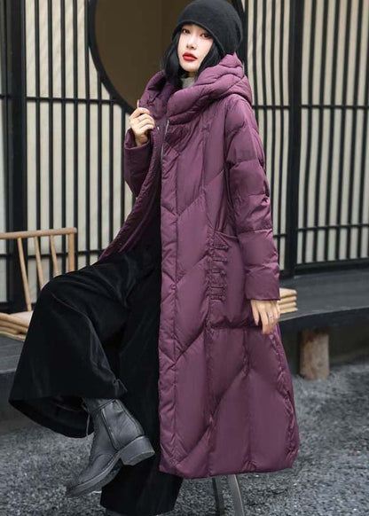 Originaler roter Daunen-Steppmantel mit Knöpfen und Taschen für den Winter