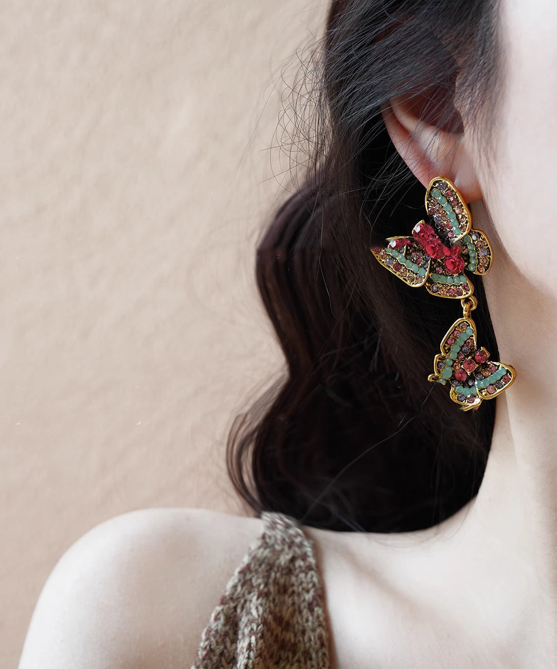 Übergroße Regenbogen-Kupfer-Zirkon-Schmetterlings-Ohrstecker