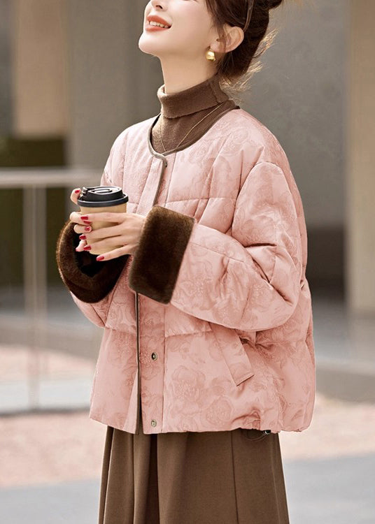 Abrigos de plumas con cuello redondo, bolsillos rosas y cordón ajustable