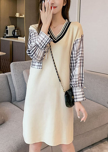 Plus Size Beige V-Ausschnitt Plaid Patchwork Strick Strickkleid Winter