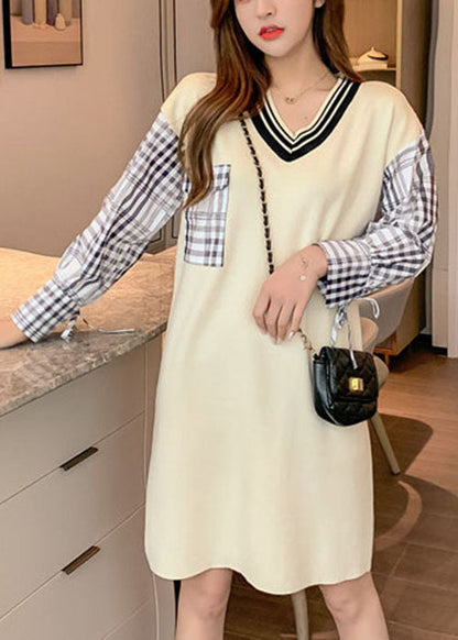 Plus Size Beige V-Ausschnitt Plaid Patchwork Strick Strickkleid Winter