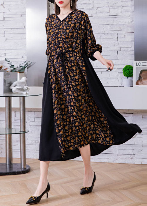 Plus Size Schwarzes Kleid mit Bindegürtel und V-Ausschnitt, Patchwork-Muster, Seide, Urlaubskleid, Frühling