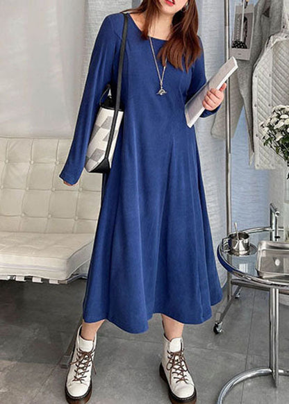 Plus Size Blaues, dickes, eng anliegendes Samtkleid für den Winter