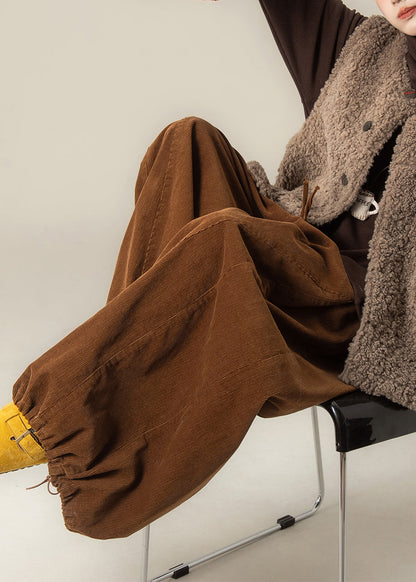Pantalones anchos de pana con cordón ajustable de color marrón de talla grande para primavera