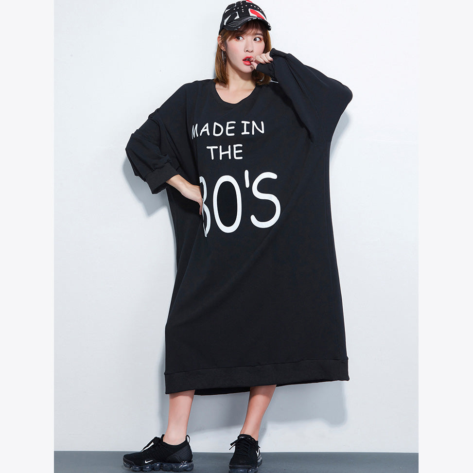 Übergröße Kleidung Mädchen Kleid mit Buchstabendruck Lässige, lockere schwarze Kleider