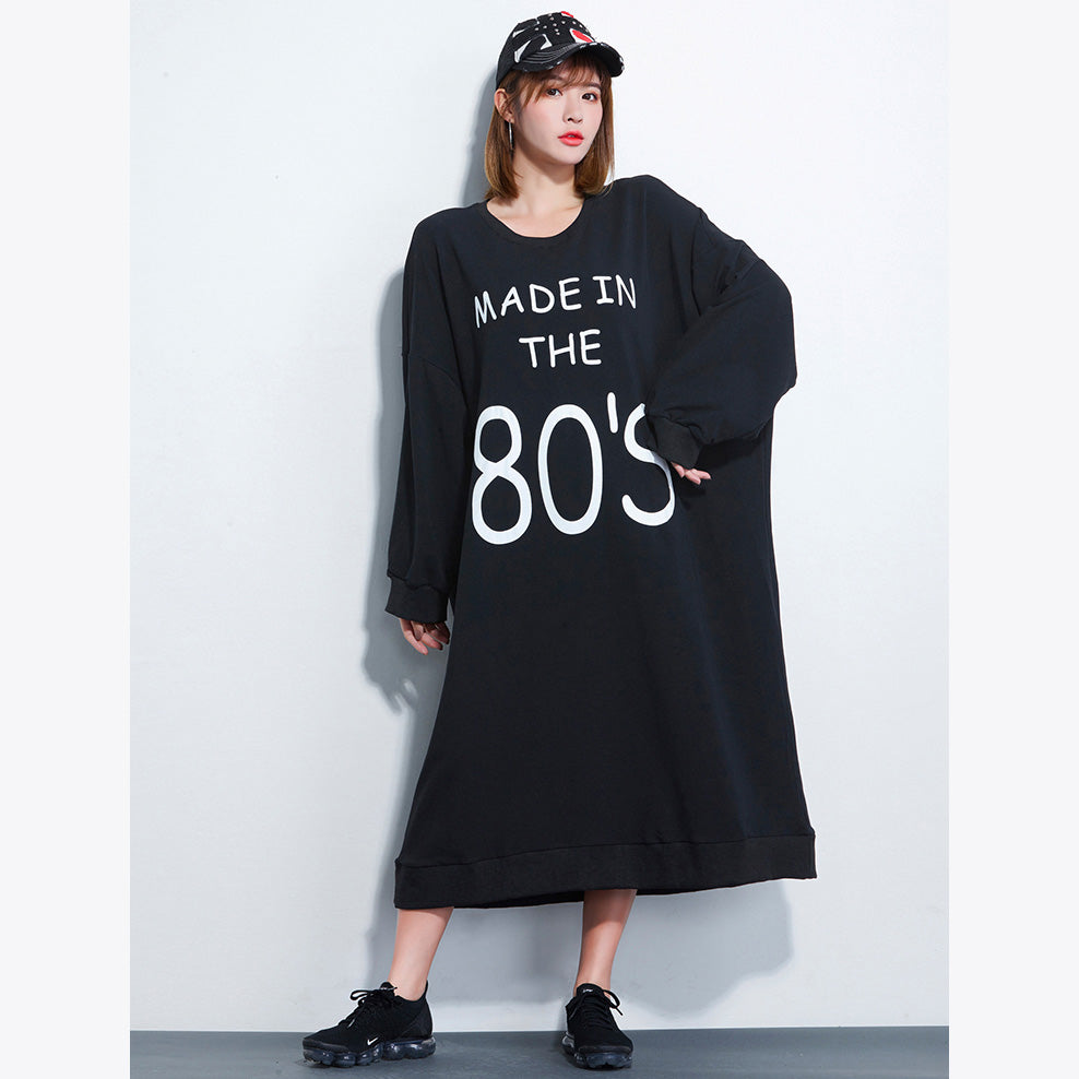 Übergröße Kleidung Mädchen Kleid mit Buchstabendruck Lässige, lockere schwarze Kleider
