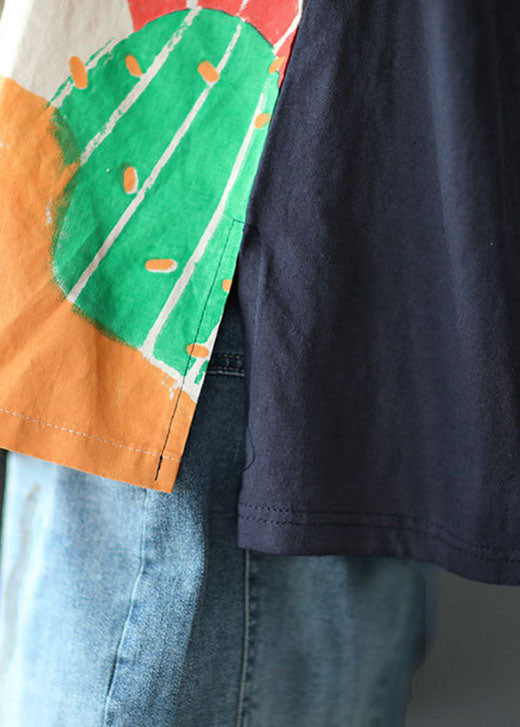 Camisa con abertura lateral y estampado azul marino de talla grande, media manga