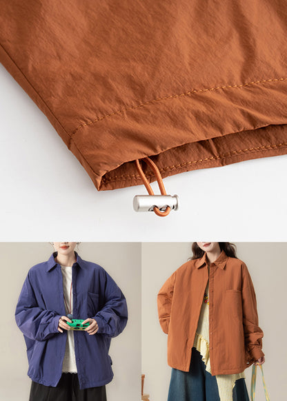 Frühlingsmantel in Übergröße mit orangefarbenem Peter-Pan-Kragen, Taschen und Baumwollfüllung