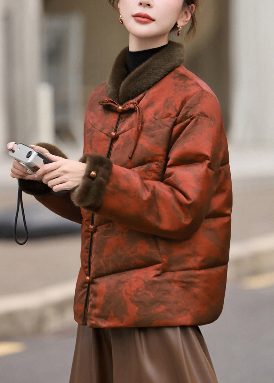 Wintermantel in Übergröße mit orangefarbenem Print, chinesischen Knöpfen und Entendaunen