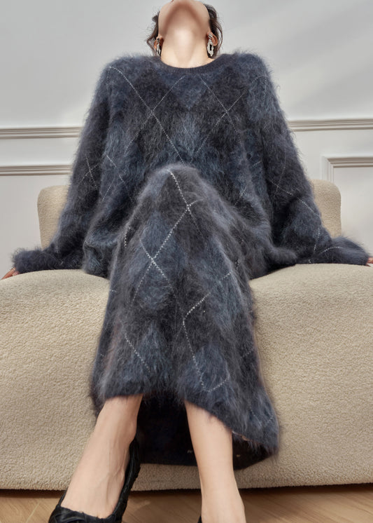 Zweiteiliges Set aus karierten Pullovern und Röcken in Übergrößen von Ma Hai Mao für den Winter