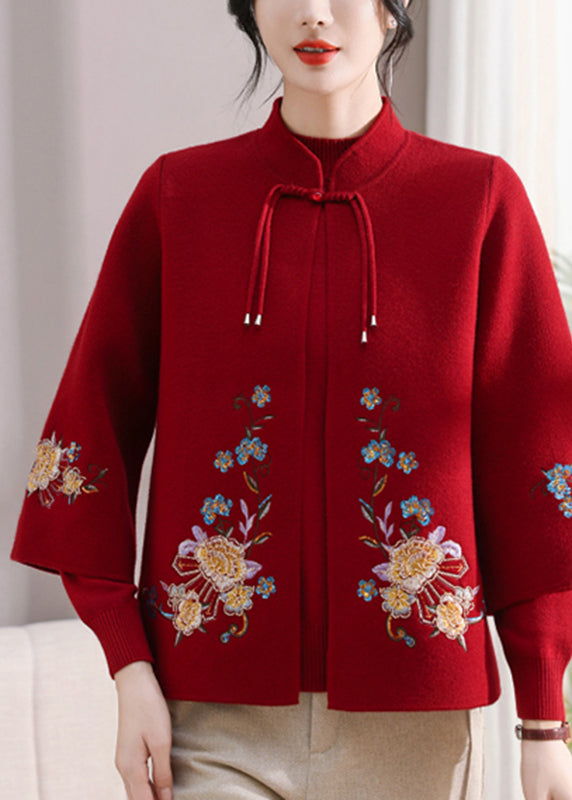 Zweiteiliges Set aus roter, bestickter Strickjacke und Pullover aus Baumwollstrick – Frühling