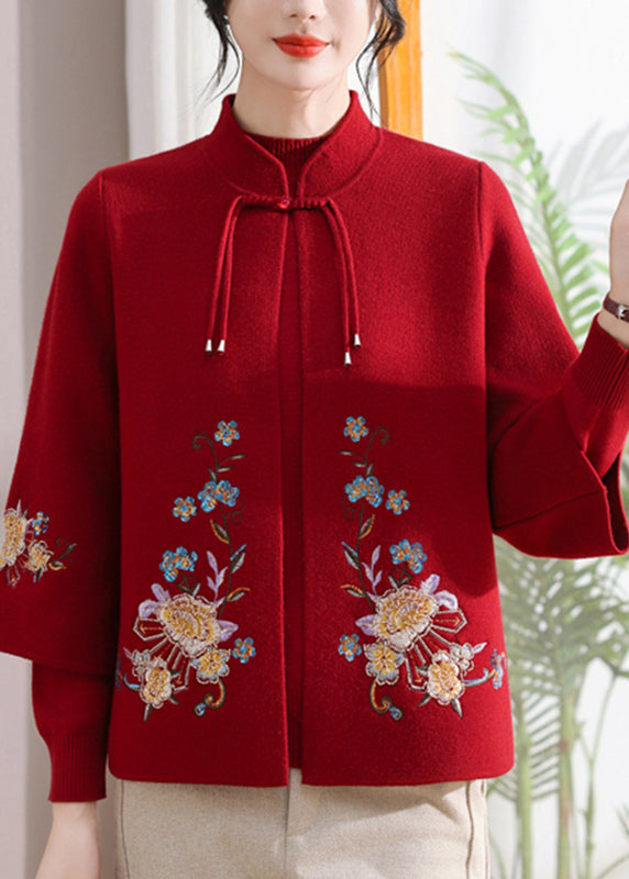 Zweiteiliges Set aus roter, bestickter Strickjacke und Pullover aus Baumwollstrick – Frühling