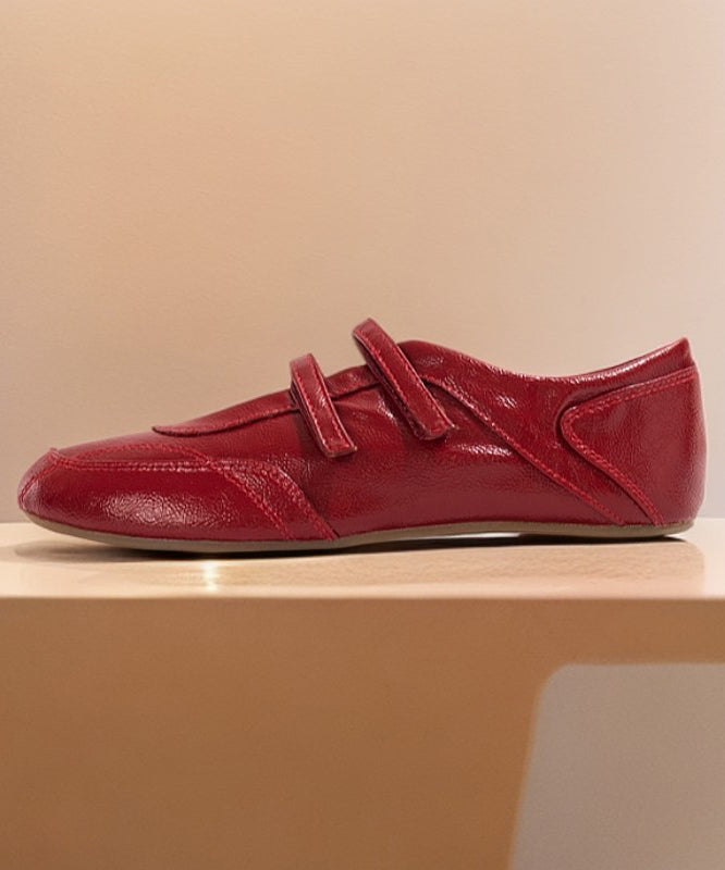 Red Faux Leather Stylish Splicing Flat Feet Shoes