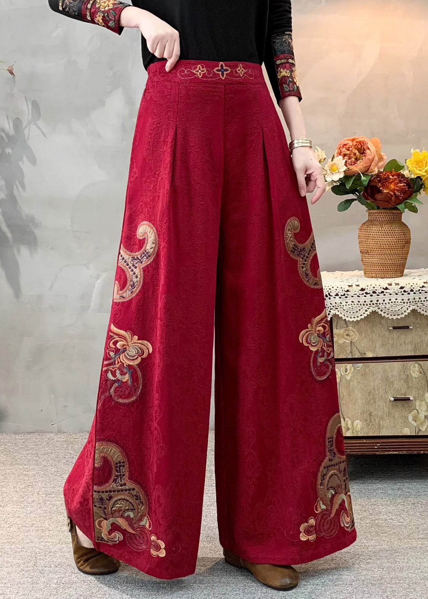 Rote Jacquard-Leinenhose mit weitem Bein, bestickt, Frühling