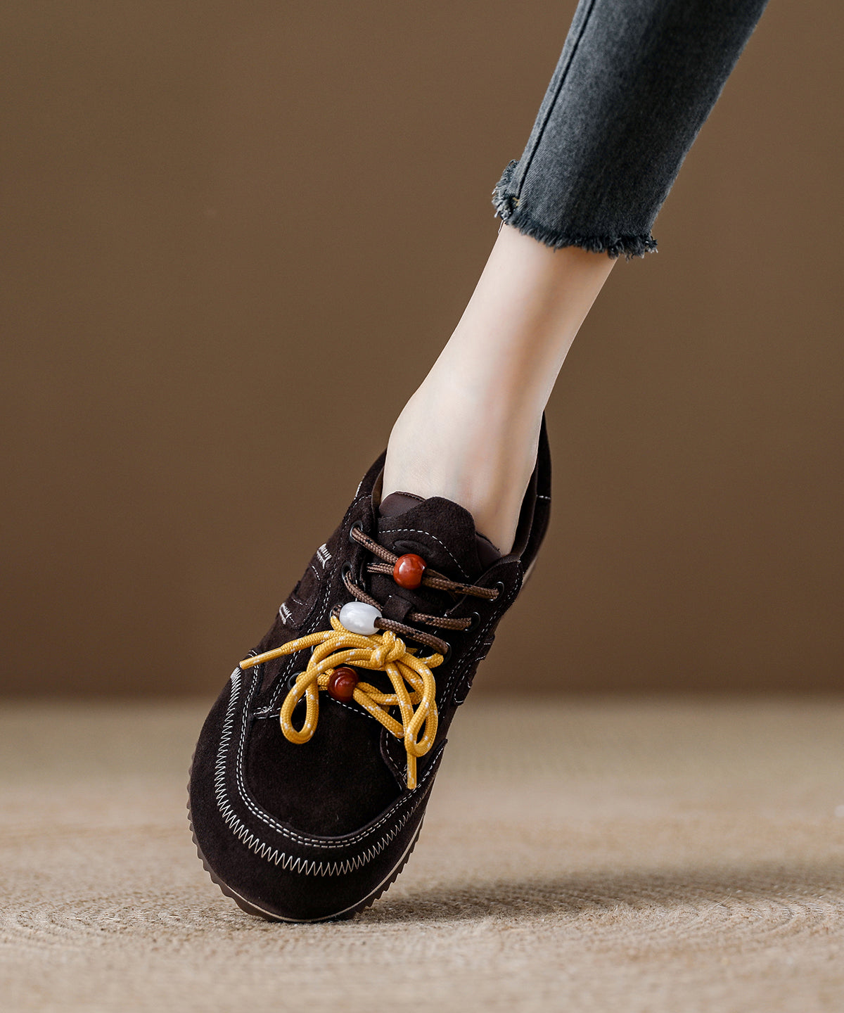 Rote Wildleder-Plateau-Ballerinas mit Schnürung