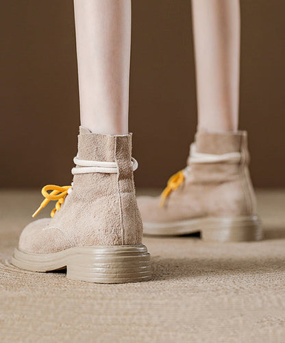 Rote Schnürstiefel aus Wildleder von Splicing Boutique