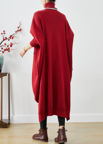 Blaues Oversize-Strickpulloverkleid mit Rollkragen und asymmetrischen Fledermausärmeln