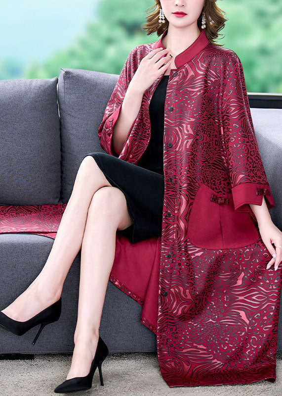 Roter Patchwork-Seiden-Trenchcoat mit Stehkragen und Armbandärmeln