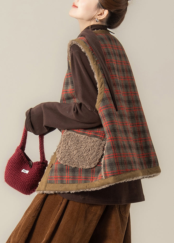 Chaleco de piel sintética gruesa sin mangas con diseño de patchwork a cuadros rojos en ambos lados