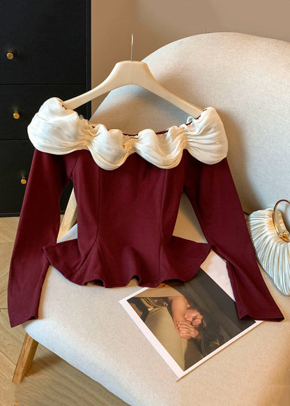 Rotes T-Shirt aus Baumwolle mit Rüschen und Patchwork-Muster, U-Boot-Ausschnitt