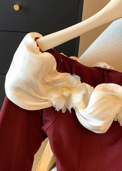 Rotes T-Shirt aus Baumwolle mit Rüschen und Patchwork-Muster, U-Boot-Ausschnitt