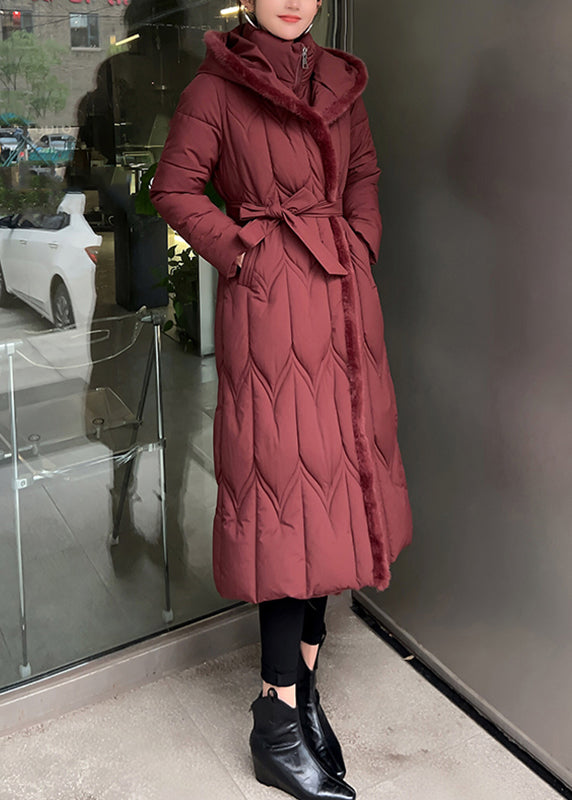 Parkas largas con capucha y lazo rojo en la cintura para invierno
