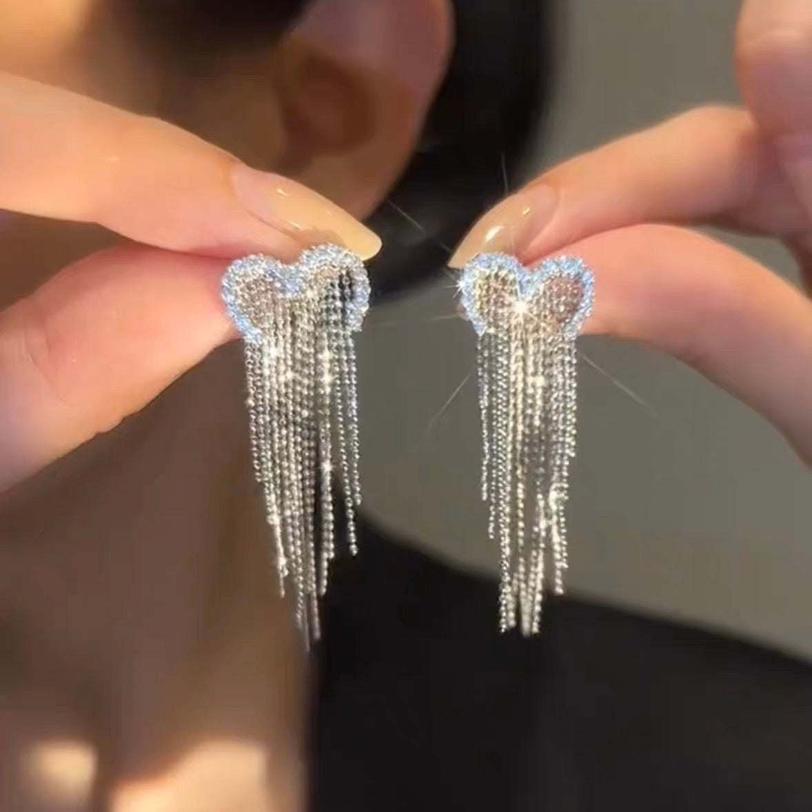 Pendientes colgantes con borlas de circonitas y seda de plata de ley