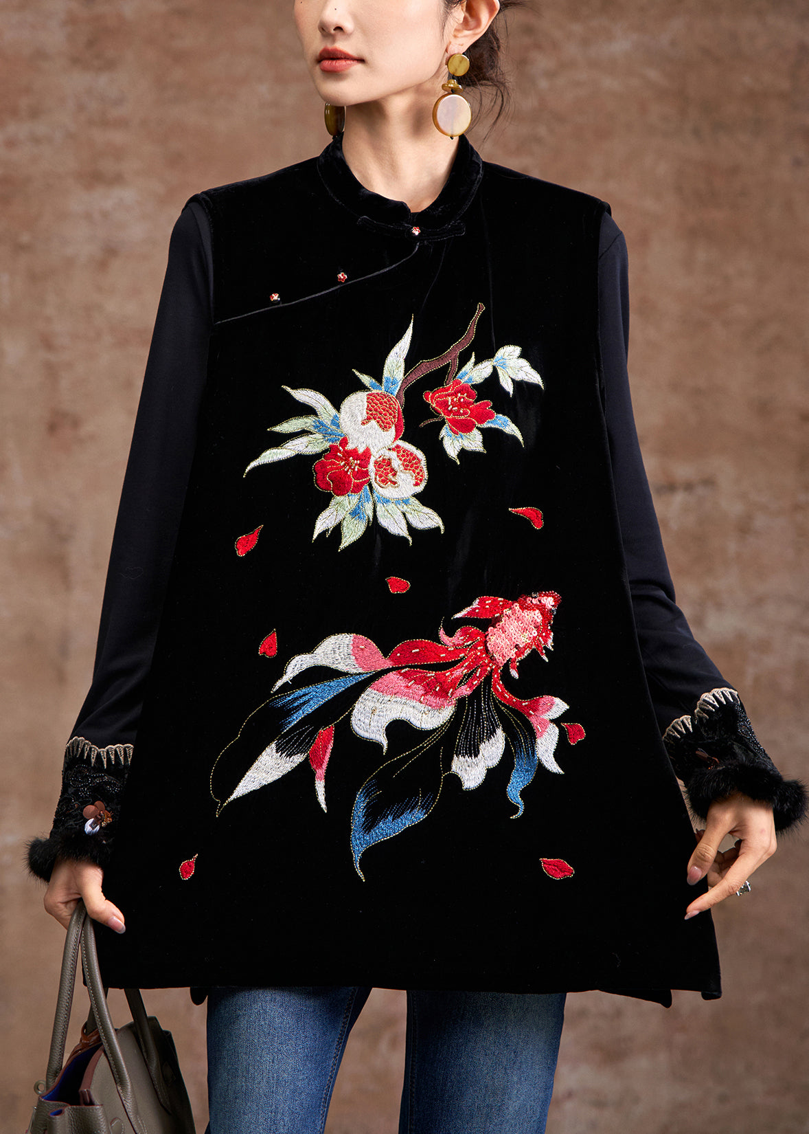 Retro Black Stand Collar Embroidered Waistcoat Sleeveless