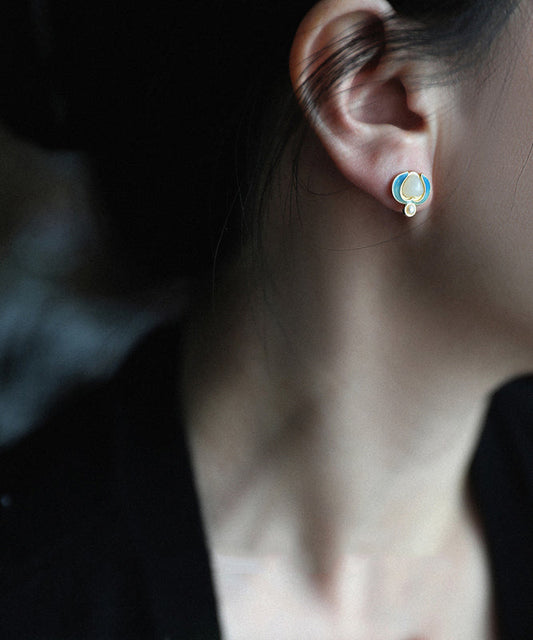 Retro-Ohrstecker aus blauem Sterlingsilber mit Jade-Perlen-Verzierung und Goldauflage