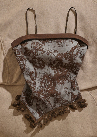 Camiseta sin mangas con cuello oblicuo y estampado de patchwork marrón retro