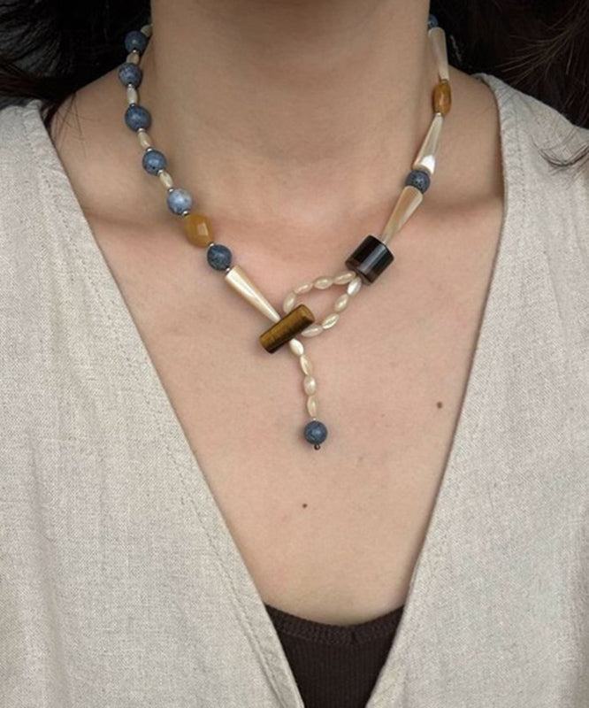 Halskette mit Anhänger aus Retro-Farbblock-Legierung und Muschelperlen