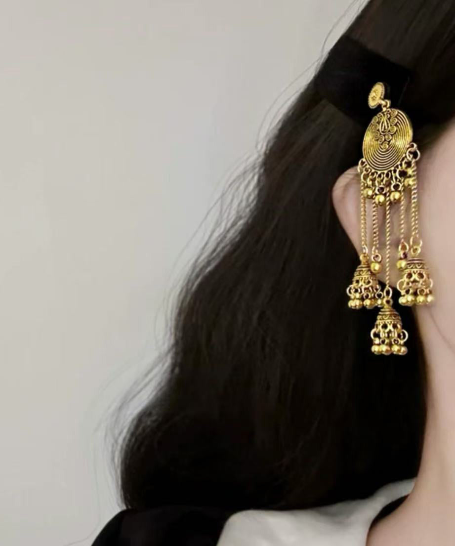 Retro Gold Flocking Alloy Tassel Hairpin