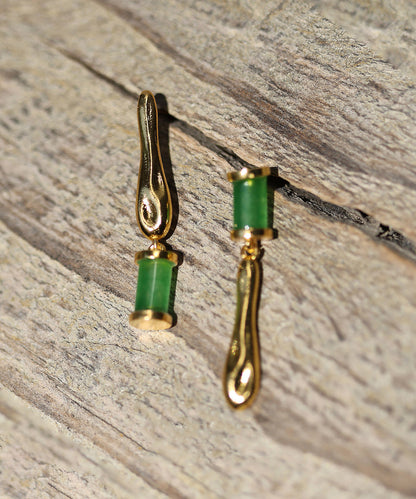 Retro Green Copper Overgild Chalcedony Asymmetrical Water Droplet Drop Earrings