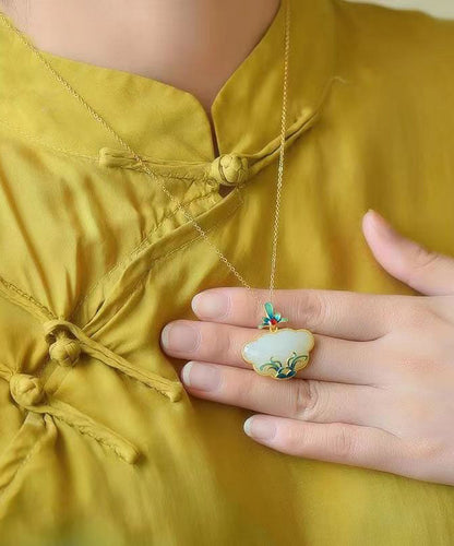 Collar con colgante de perla de jade y oro antiguo rojo retro