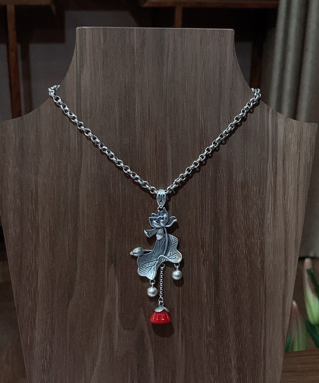 Retro Rote Sterling Silber Lotus Quaste Tropfen Ohrringe