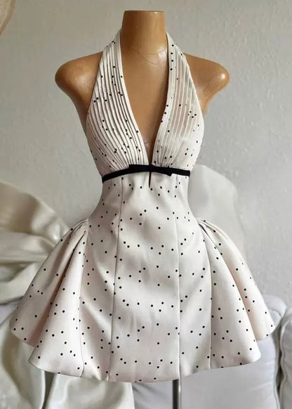 Vestido mini sexy de algodón con lunares, sin mangas, con escote en V y espalda descubierta en beige