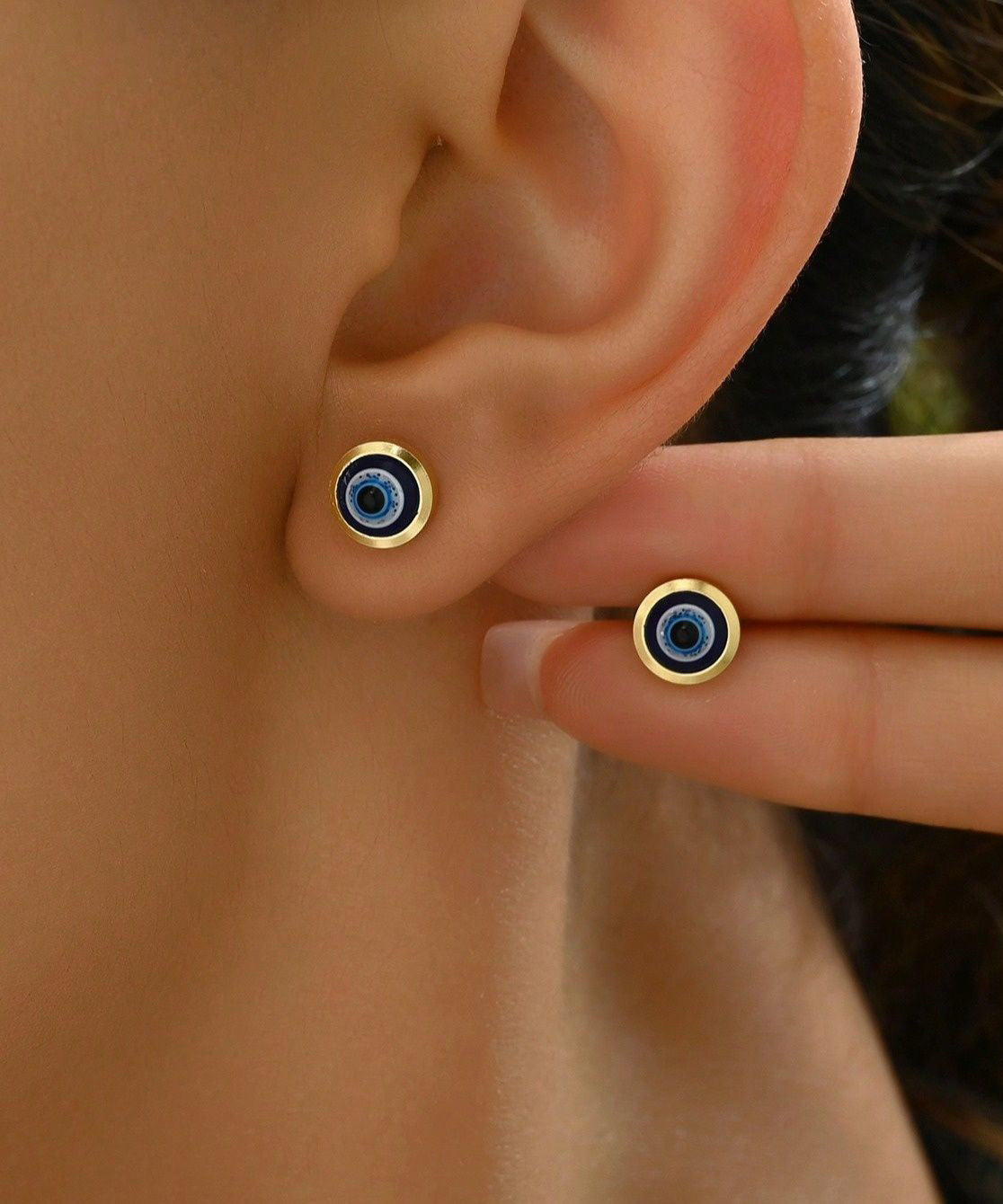 Pendientes sencillos de aleación de cobre azul con ojo de turquesa
