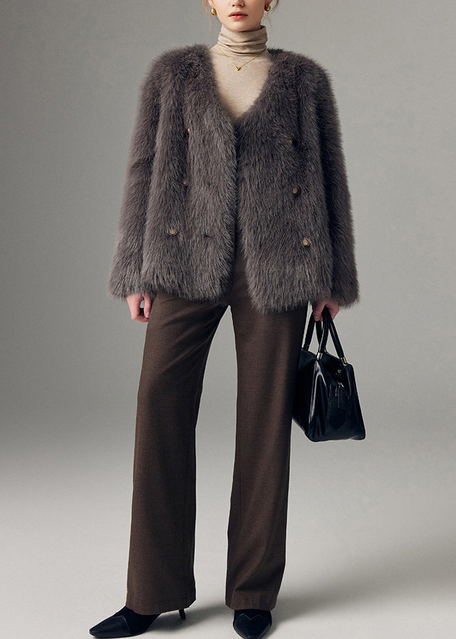 Einfache graue Winterjacke mit V-Ausschnitt und doppelter Knopfleiste aus Kunstfuchsfell