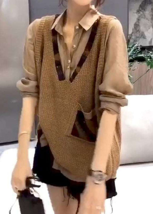 Einfache, lockere Strickweste mit V-Ausschnitt und Taschen in Khaki