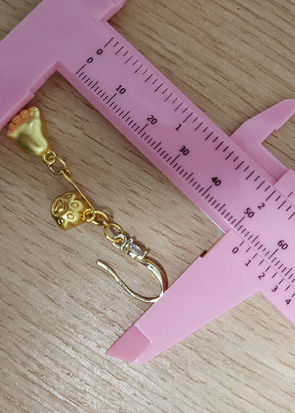 Einfache kleine Füße 14K Gold Tropfen Ohrringe