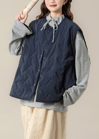 Schlichte, marineblaue, ärmellose Weste mit Knopftaschen und Baumwollfüllung, gefüttert mit Baumwolle, mit Knopfleiste.