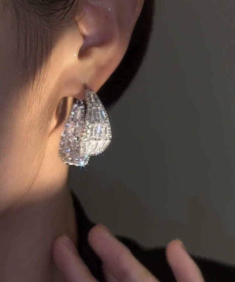 Pendientes sencillos de aleación de seda con forma de gota de agua y arco de circonita