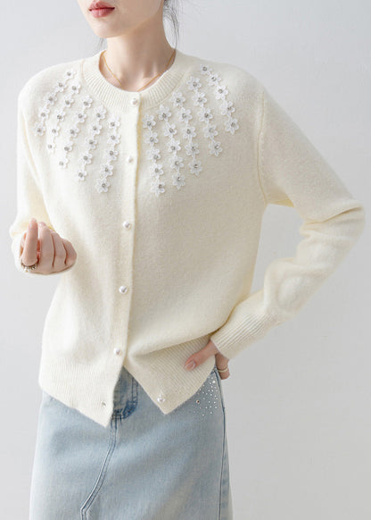 Simple White Oversized Floral Knit Cozy Cardigan Winter
