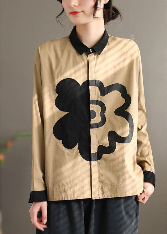 Schlichtes schwarzes Patchworkhemd mit Peter-Pan-Kragen und Fledermausärmeln