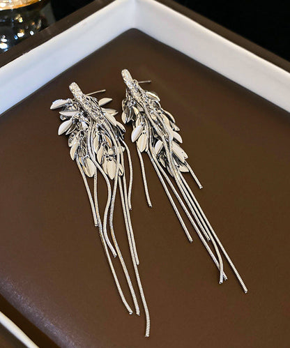 Schmale Ohrhänger mit Quaste in Form eines Weizenährenblatts aus Gold-Kupfer-Legierung